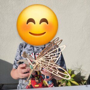 Wood Praying Mantis Decor Bookshelf Decoration Insect Wooden Handmade Bug Bugs I